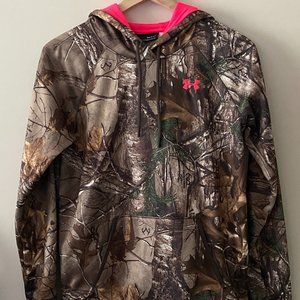 Under Armour Camo sweatshirt